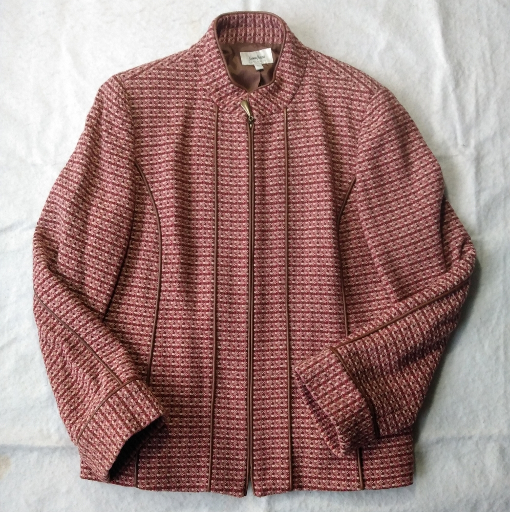Neiman Marcus Exclusive Blazer Size 14